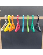 6 cintres supplémentaires (couleur aléatoire)