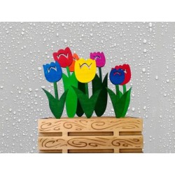 Jardinière de tulipes en bois