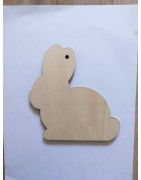 Lapin de pâques en bois, peint à la main avec initiale du prénom