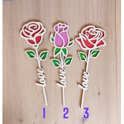 Rose pour la fête des mères en bois peinte à la main et découpée au la