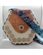 Sac à main en bois de forme hexagonale